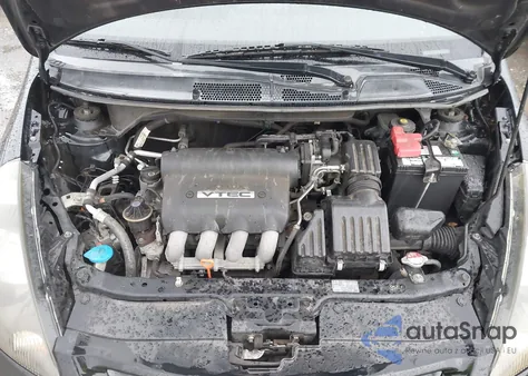 2008 Honda Fit Sport z USA, uszkodzony, nr VIN JHMGD38648S057989